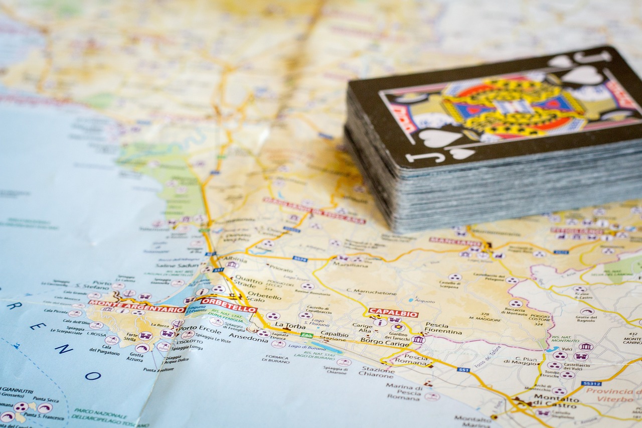 Copertina del romanzo "Il Segreto del Re", con un'immagine suggestiva e titoli che catturano l'attenzione.