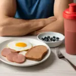 Colazione per chi si allena al mattino: errori comuni che rallentano i tuoi progressi